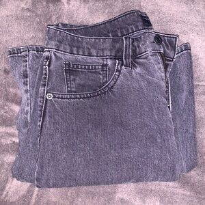 8/29 Lucky Brand Dark Wash Jeans